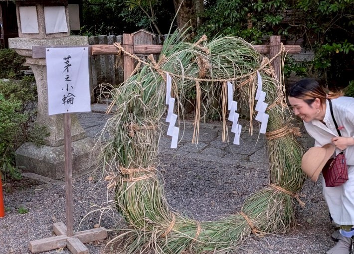 茅の輪くぐりで下半期スタート